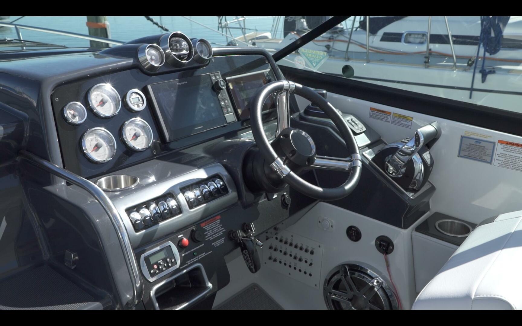 Slide: The Image of Formula 350 SS 2020 - 5098834