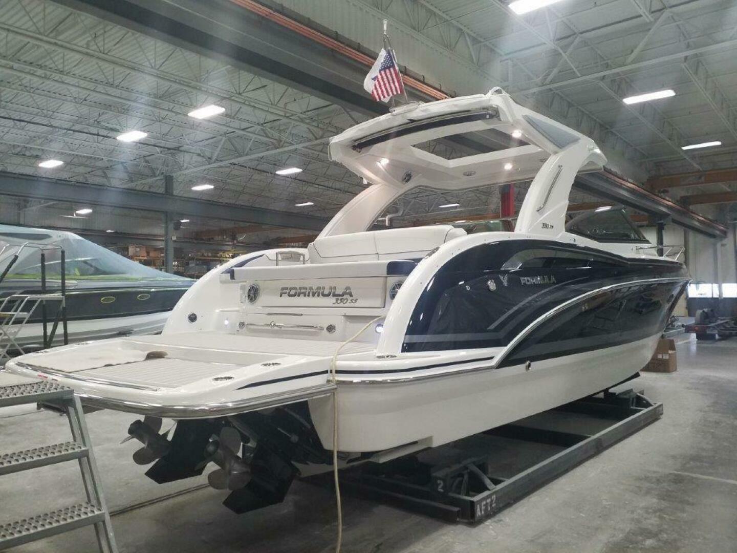 Slide: The Image of Formula 350SS 2020 - 5305992