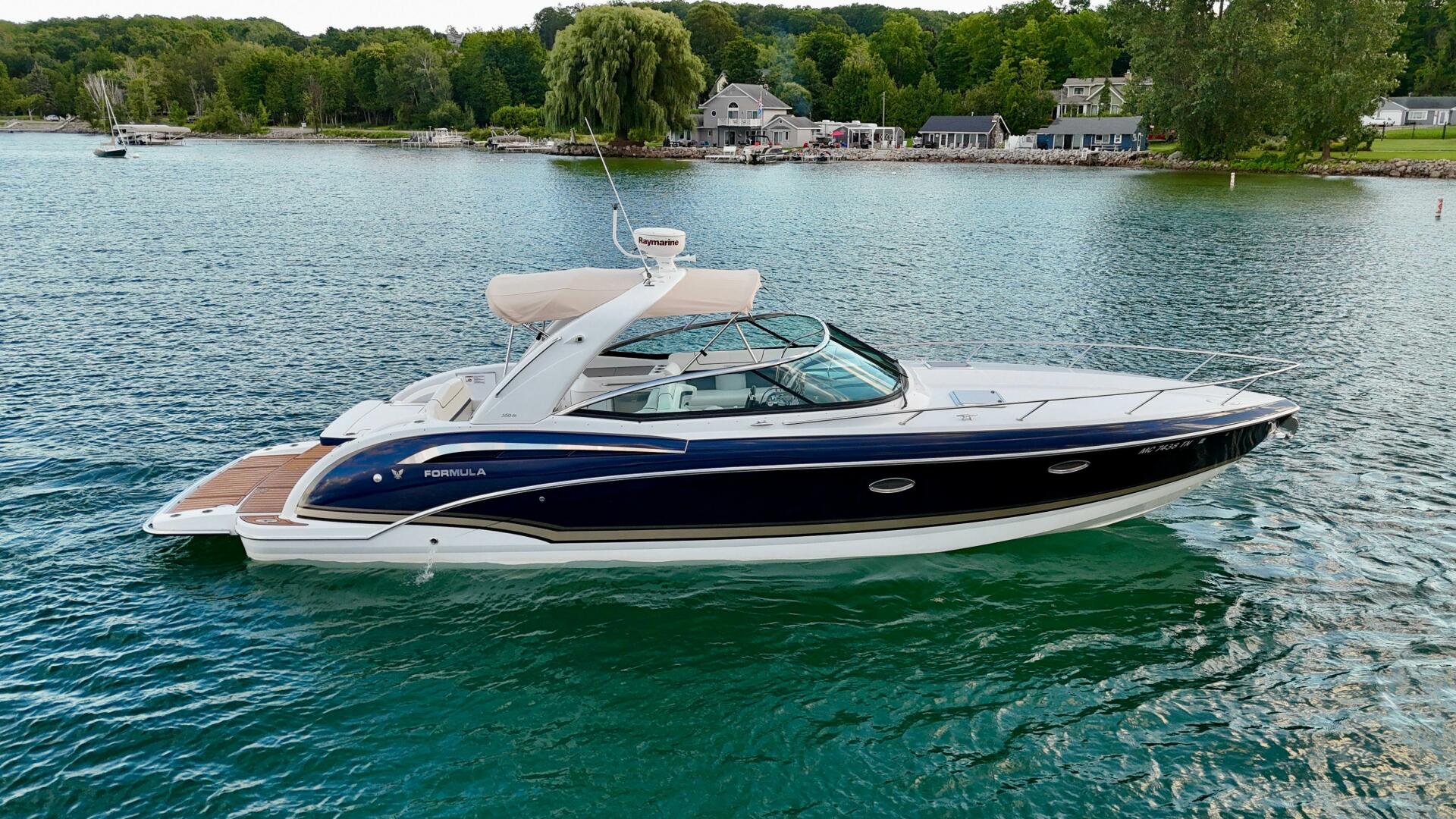 Slide: The Image of Formula 350 Sun Sport 2013 - 5598116