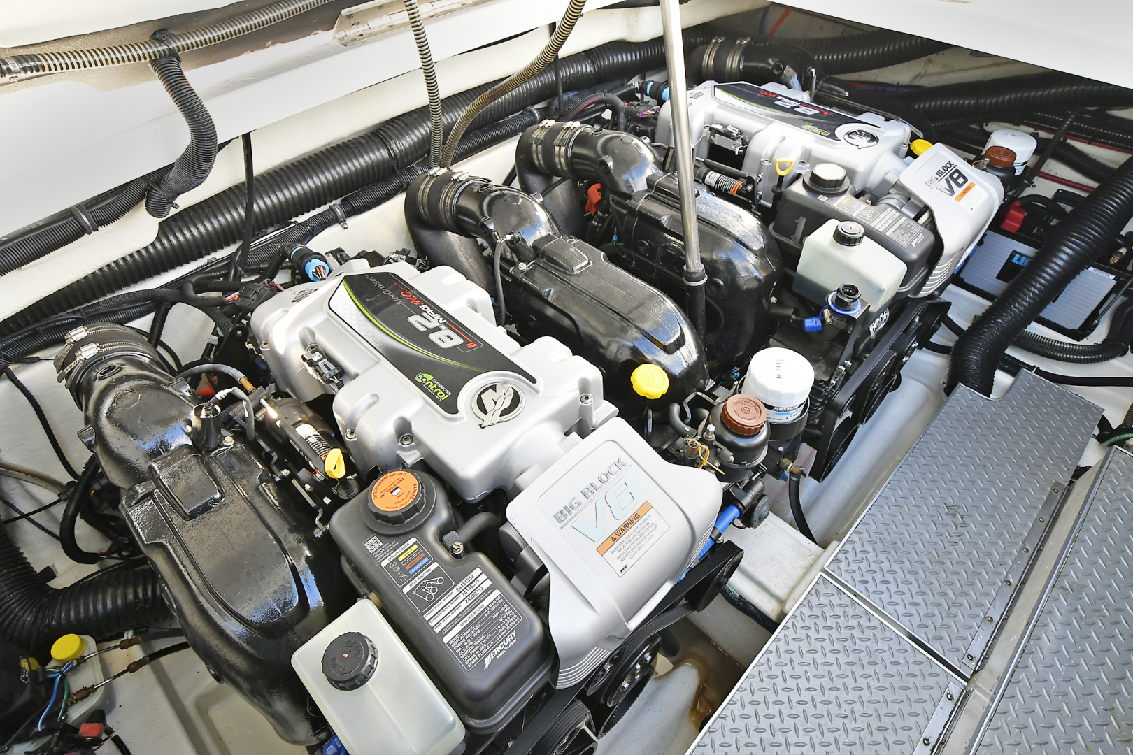 Slide: The Image of Formula 35 Crossover 2014 - 1561808