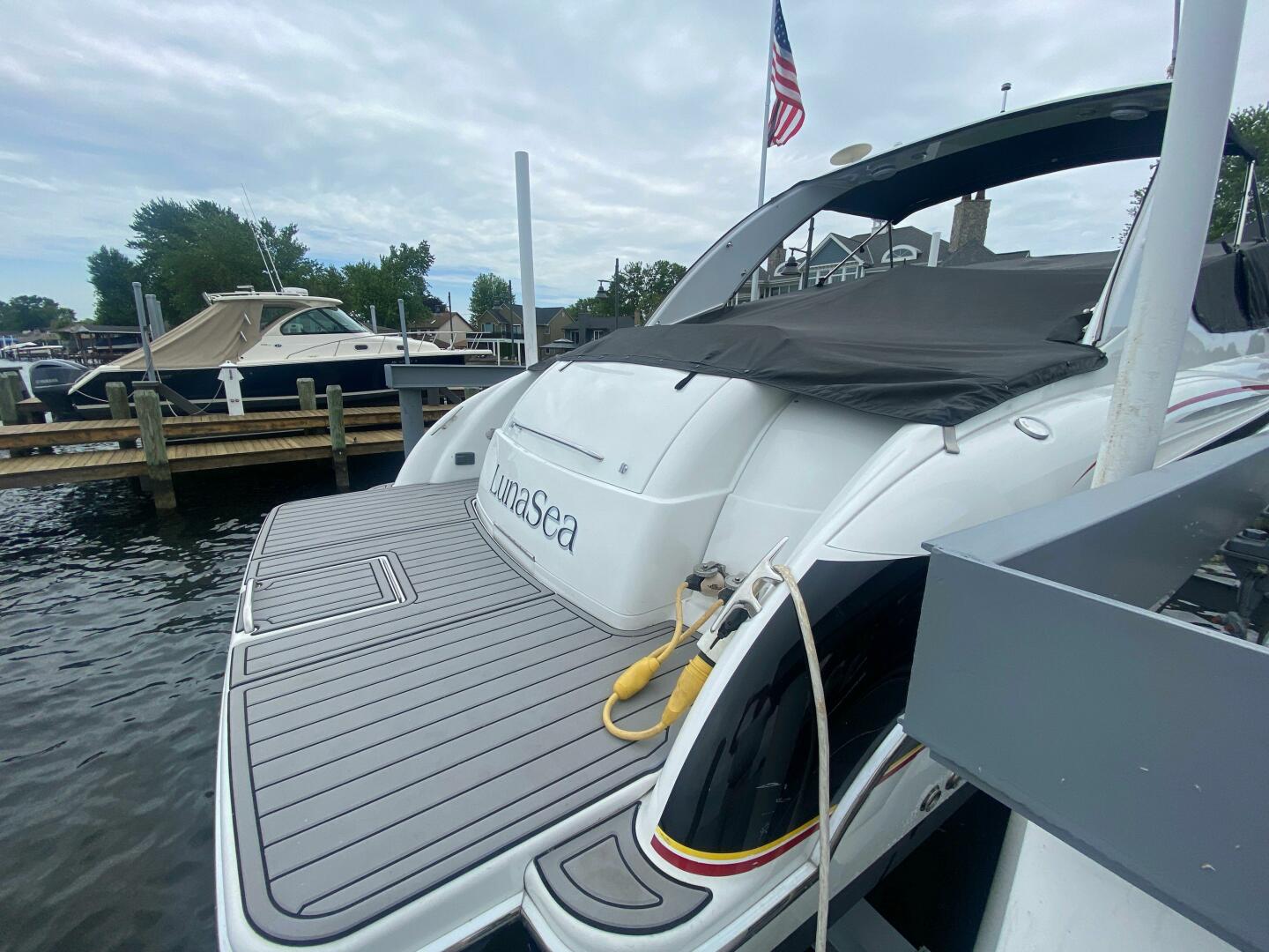 Slide: The Image of Formula 370 Super Sport 2006 - 5503712