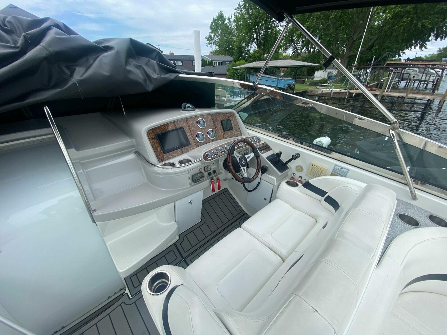 Slide: The Image of Formula 370 Super Sport 2006 - 5503715