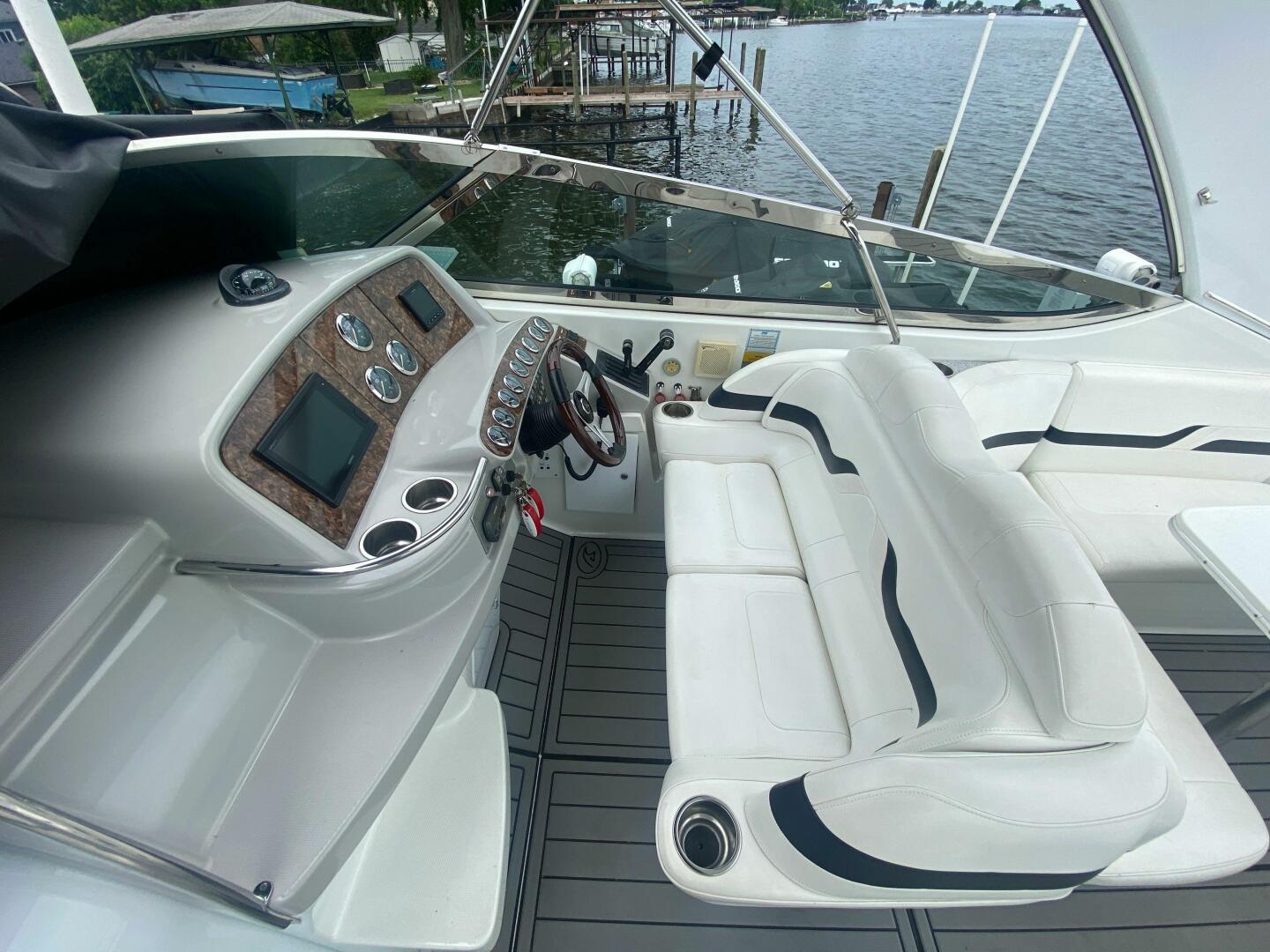 Slide: The Image of Formula 370 Super Sport 2006 - 5503716