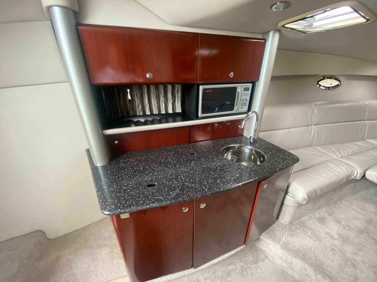 Slide: The Image of Formula 370 Super Sport 2006 - 5503722