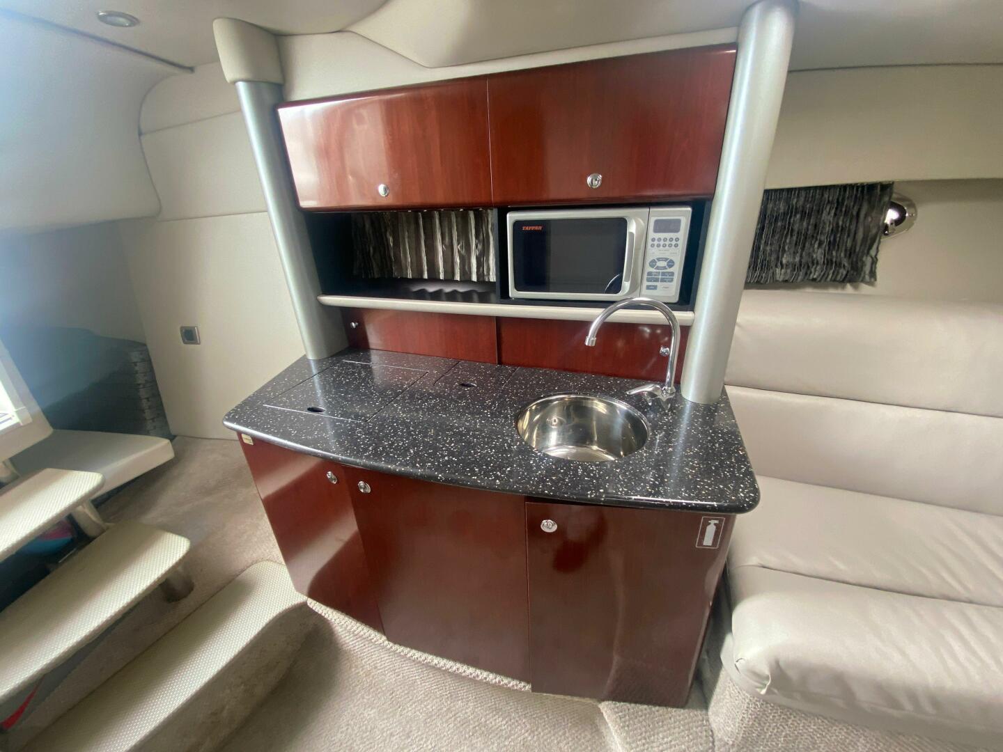 Slide: The Image of Formula 370 Super Sport 2006 - 5503725