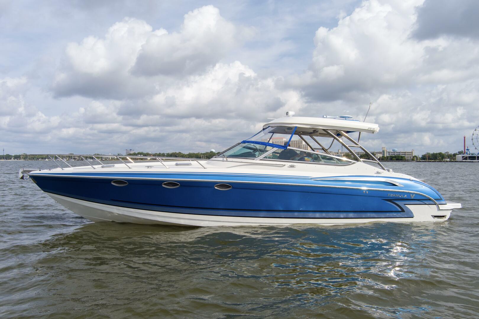 Slide: The Image of 2017 37 Formula 370 SS Bluebird Profile - 5364783