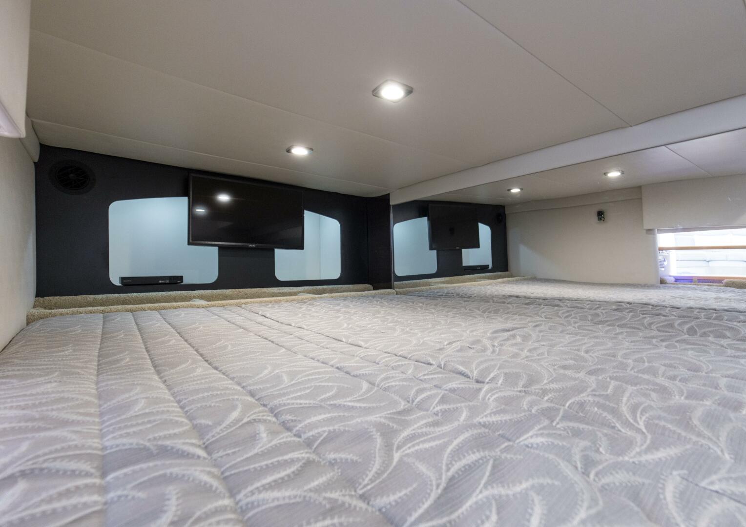 Slide: The Image of 2017 37 Formula 370 SS Bluebird Rear Stateroom - 5364789