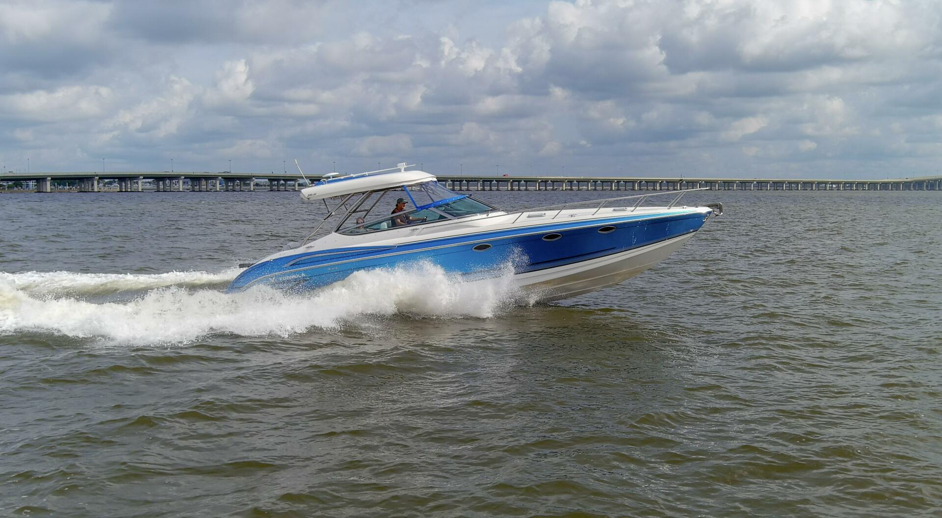 Slide: The Image of 2017 37 Formula 370 SS Bluebird Starboard - 5364809
