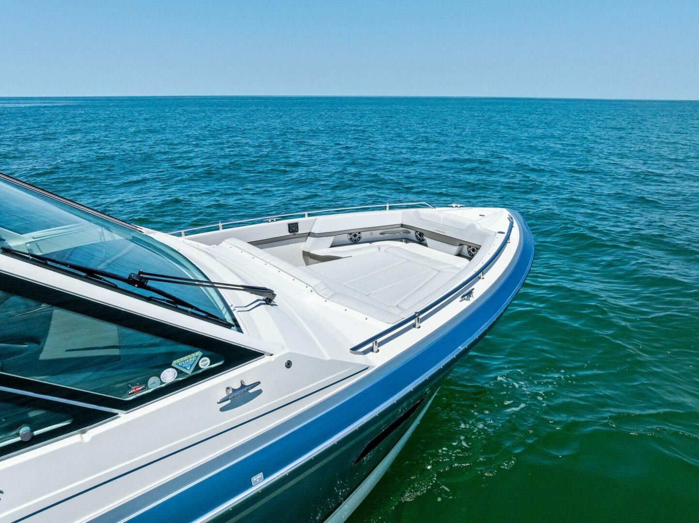 Slide: The Image of 2021 Formula 380SSX MOTORBOATIN  - 5326373