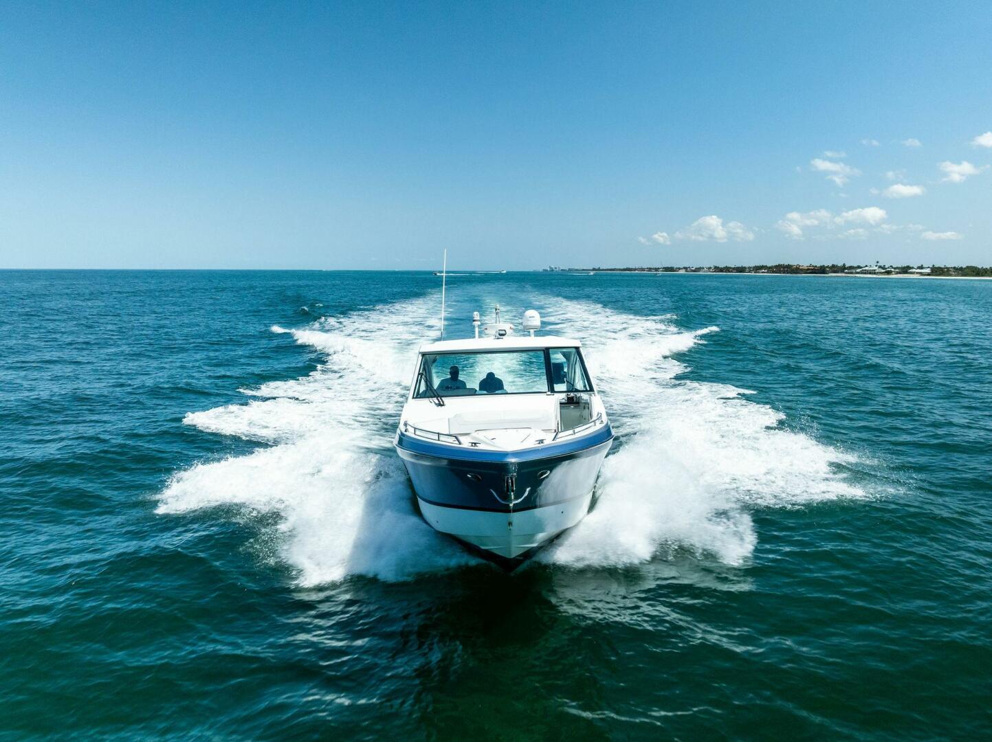 Slide: The Image of 2021 Formula 380SSX MOTORBOATIN  - 5326380