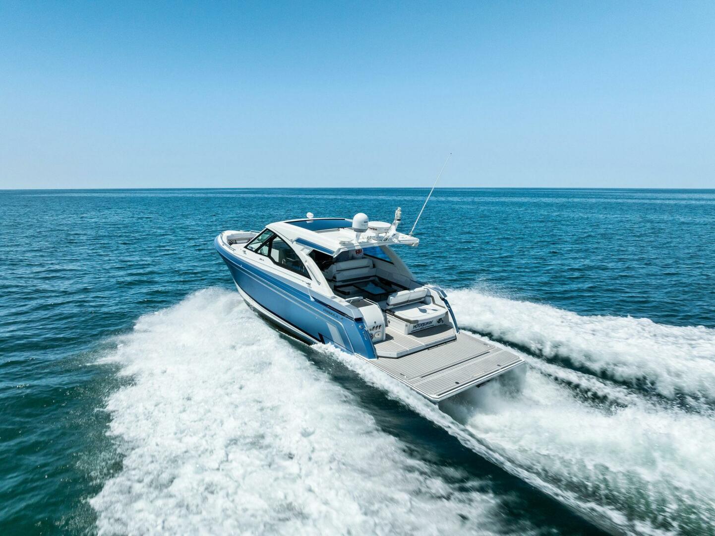 Slide: The Image of 2021 Formula 380SSX MOTORBOATIN  - 5326383
