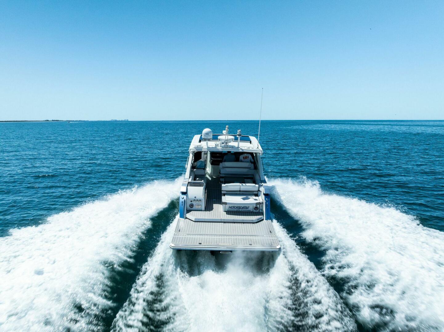 Slide: The Image of 2021 Formula 380SSX MOTORBOATIN  - 5326384