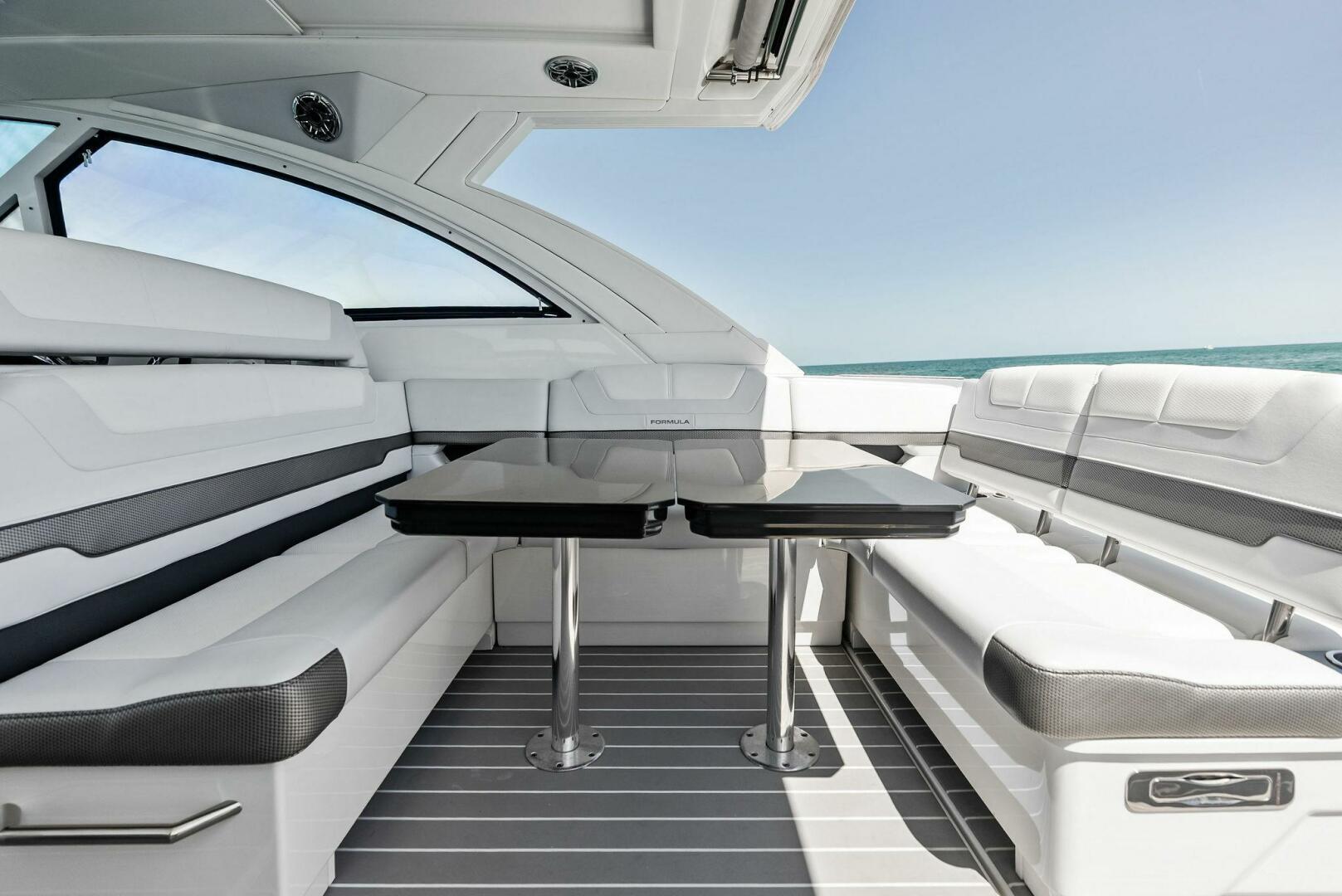Slide: The Image of 2021 Formula 380SSX MOTORBOATIN  - 5326414