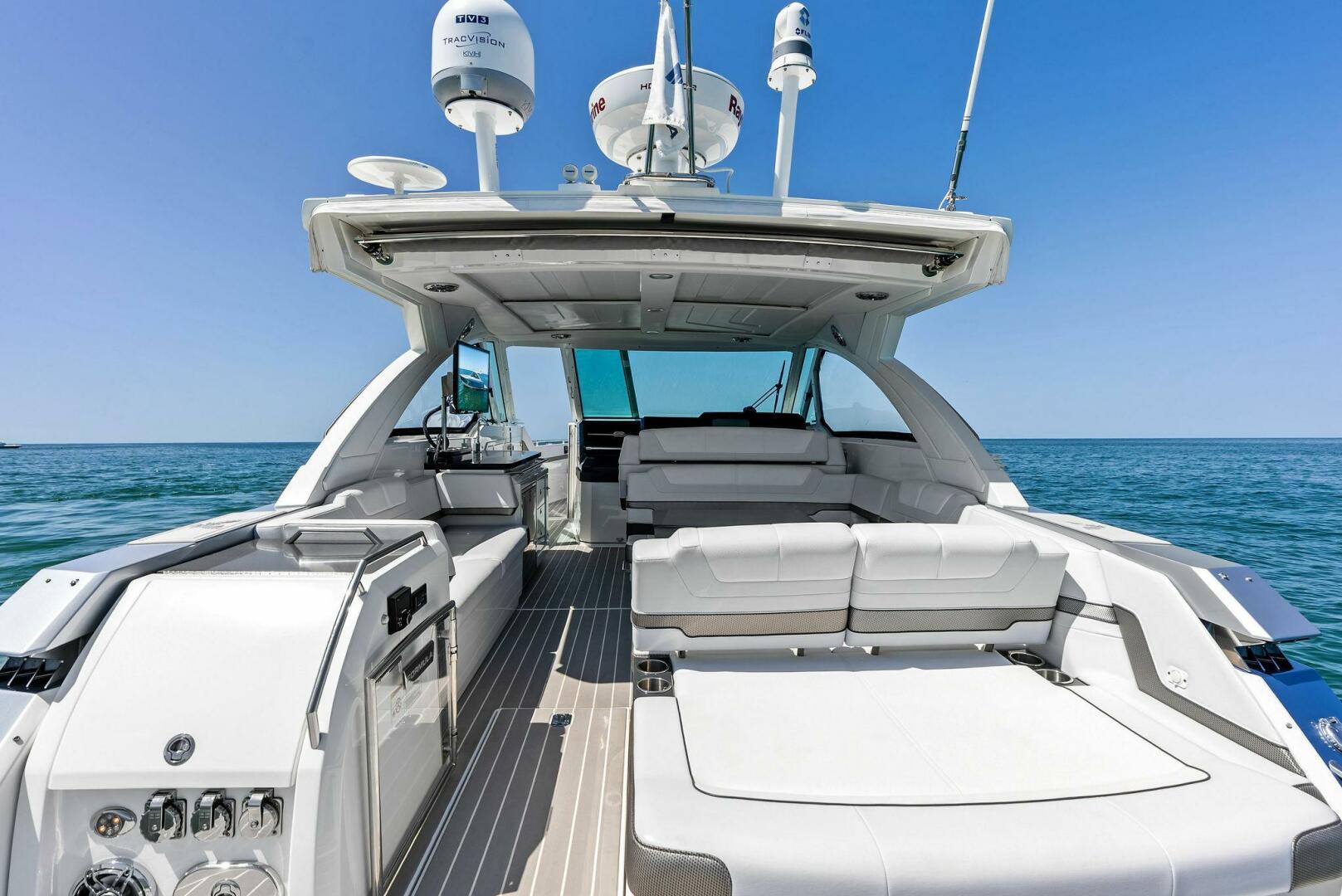 Slide: The Image of 2021 Formula 380SSX MOTORBOATIN  - 5326420