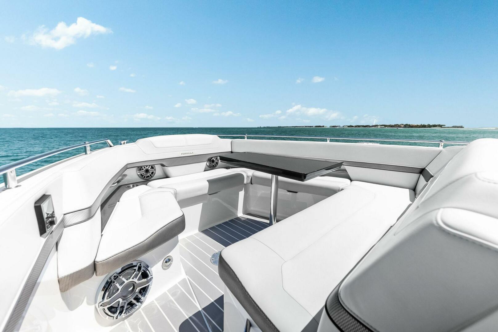 Slide: The Image of 2021 Formula 380SSX MOTORBOATIN  - 5326424
