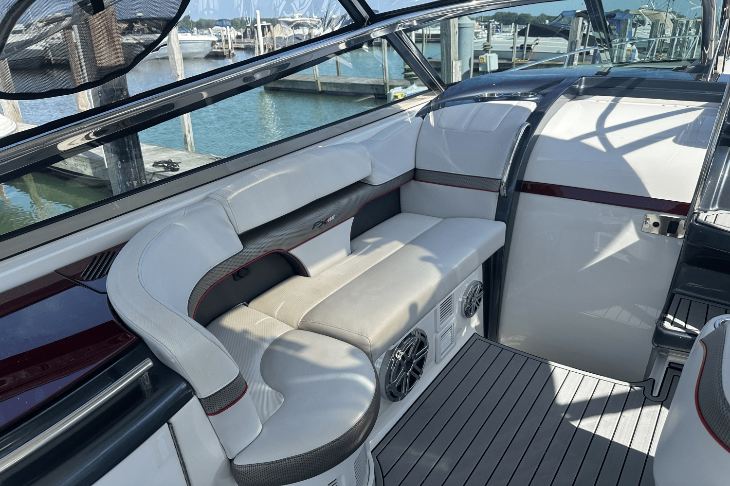 Slide: The Image of Formula 400 FX 2016 - 12