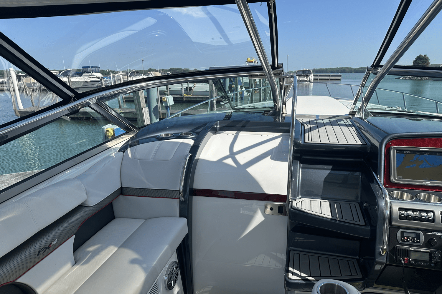 Slide: The Image of Formula 400 FX 2016 - 13