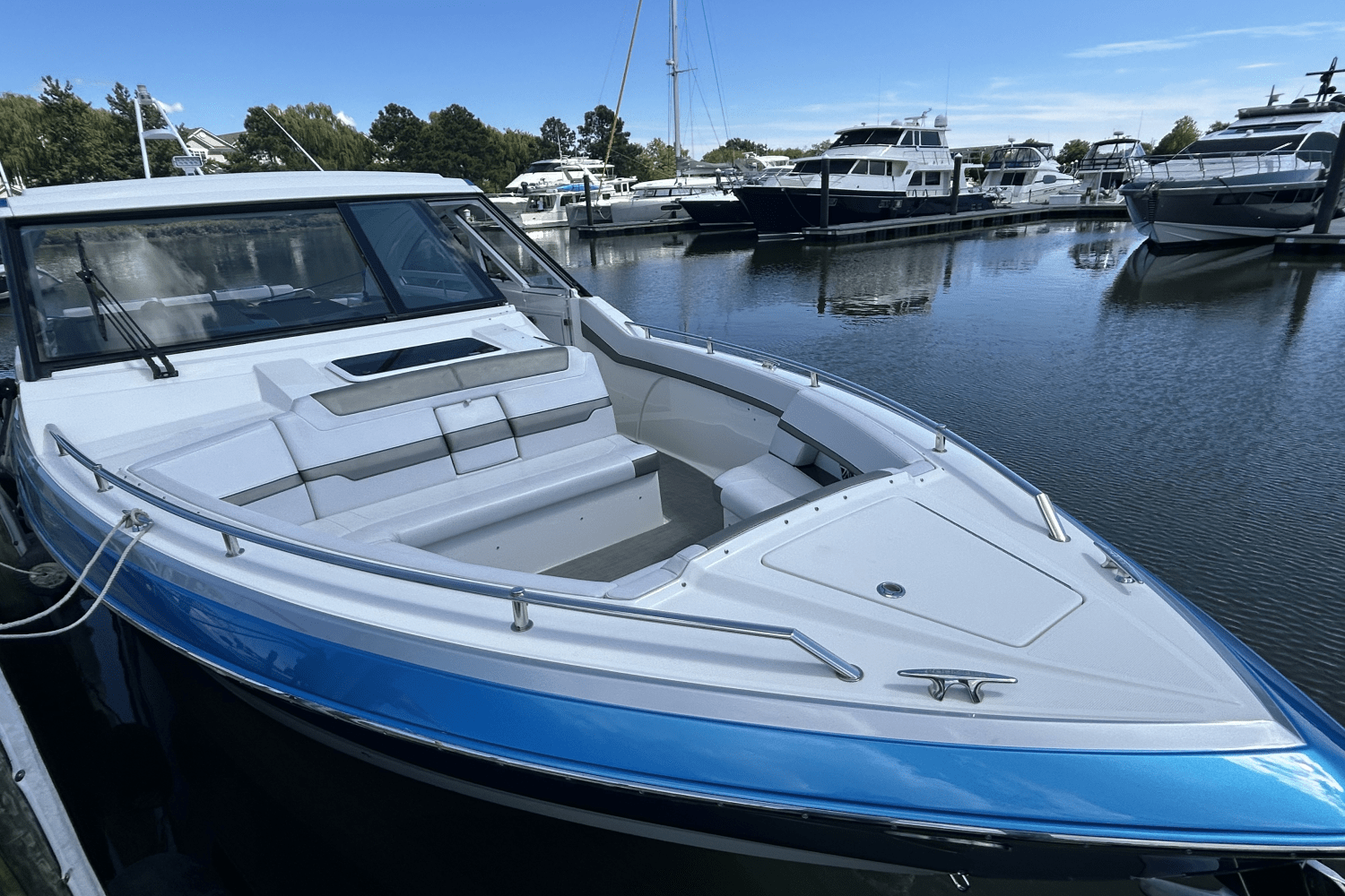 Slide: The Image of Formula 400 SUPER SPORT CROSSOVER 2019 - 20