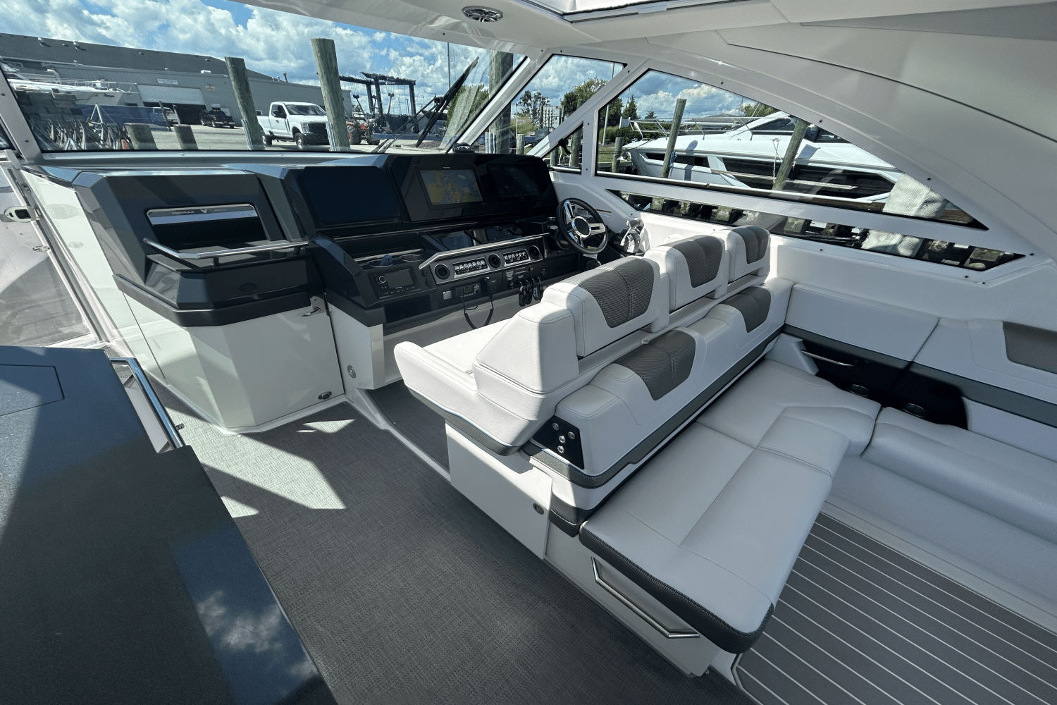 Slide: The Image of Formula 400 SUPER SPORT CROSSOVER 2019 - 28