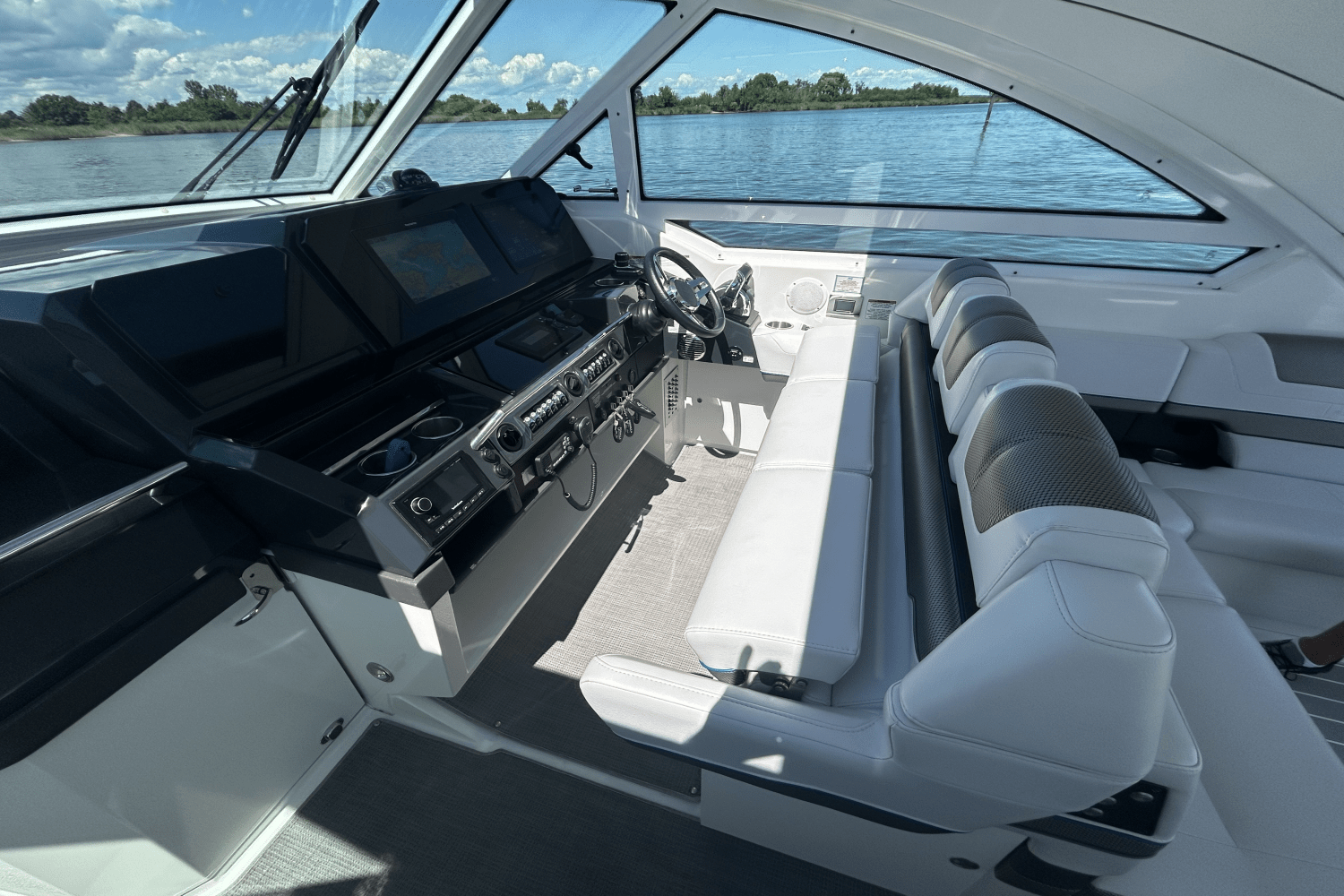 Slide: The Image of Formula 400 SUPER SPORT CROSSOVER 2019 - 30