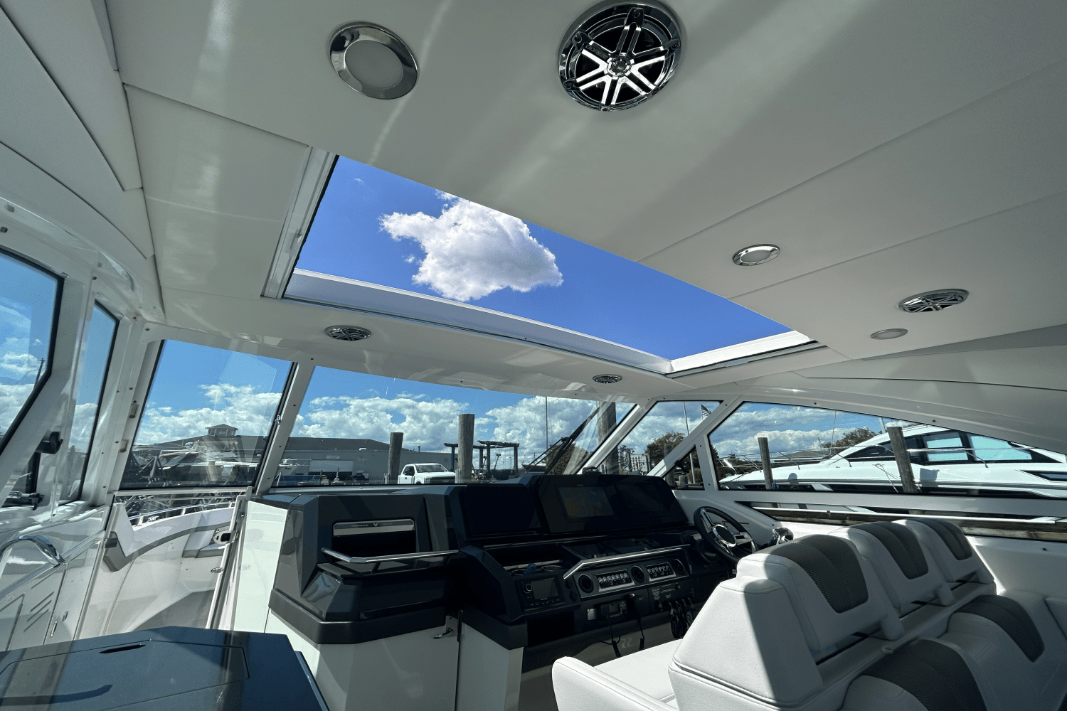 Slide: The Image of Formula 400 SUPER SPORT CROSSOVER 2019 - 31