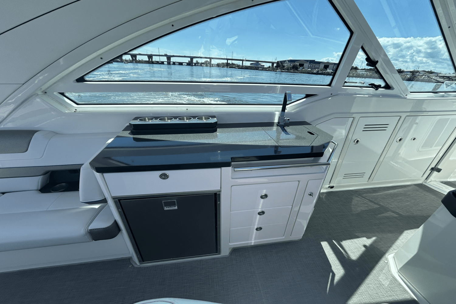 Slide: The Image of Formula 400 SUPER SPORT CROSSOVER 2019 - 45