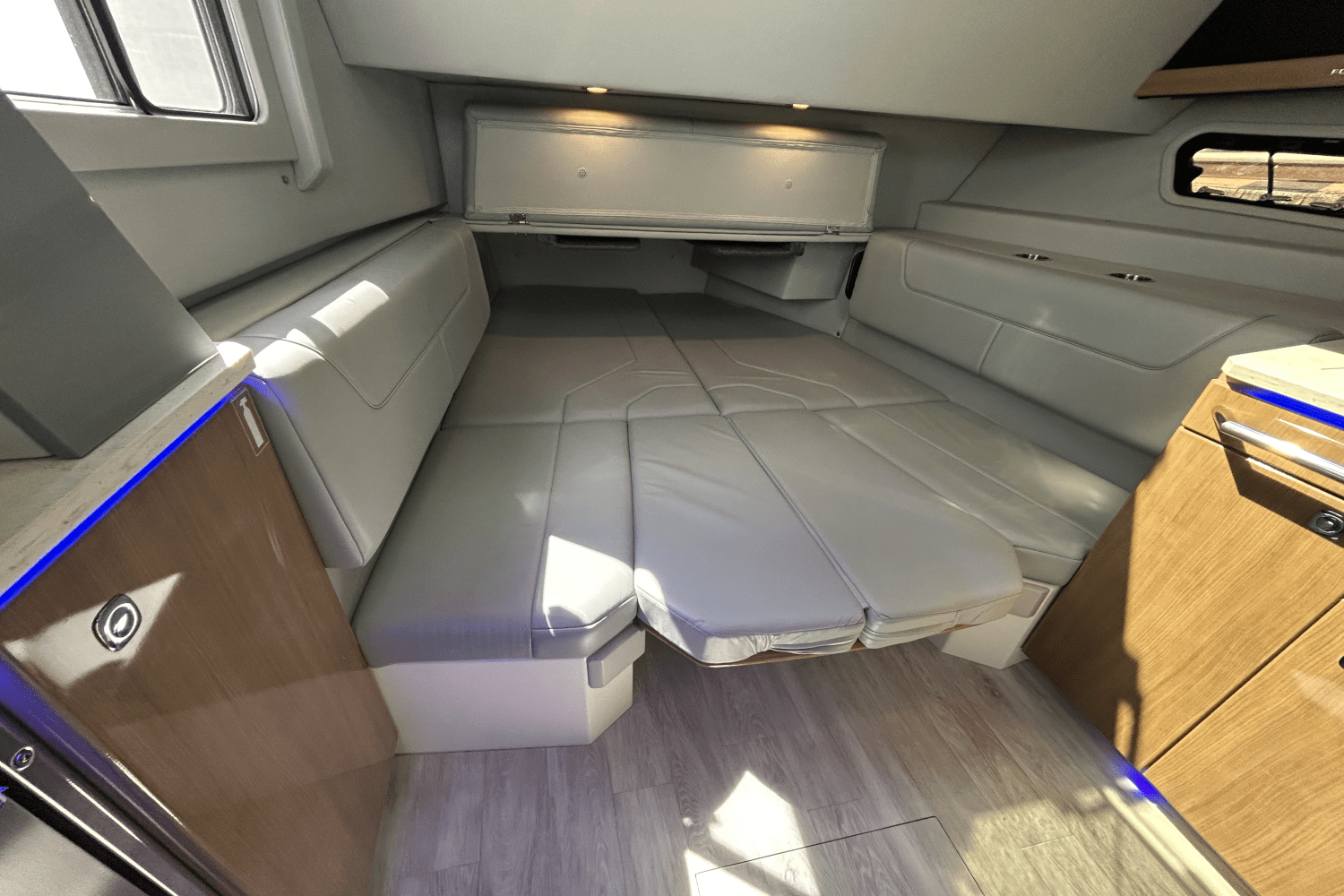 Slide: The Image of Formula 400 SUPER SPORT CROSSOVER 2019 - 60