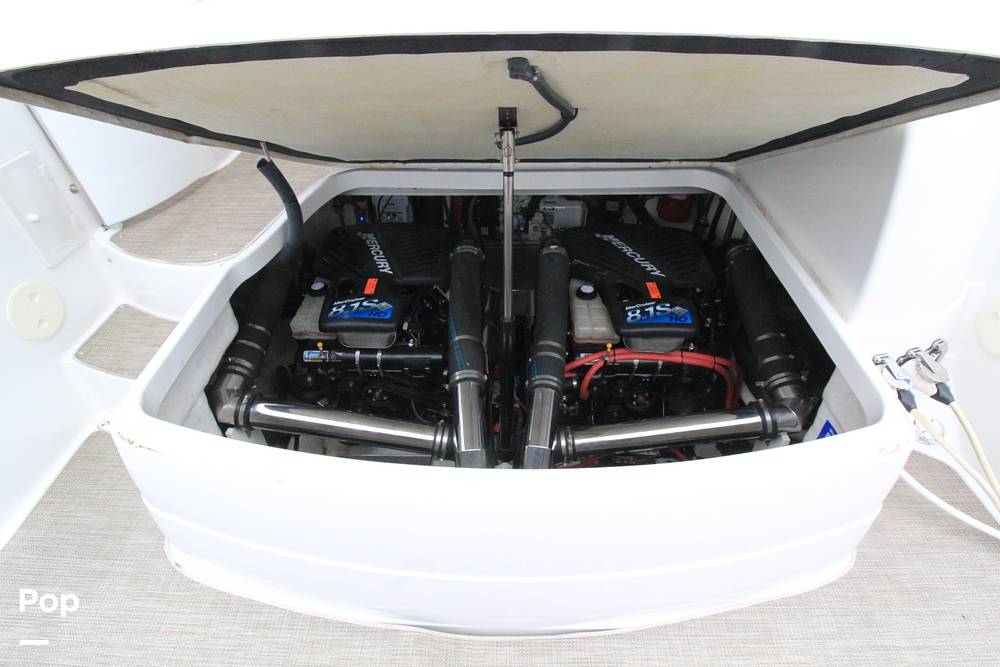 Slide: The Image of Engine Hatch - Electric - 14768871