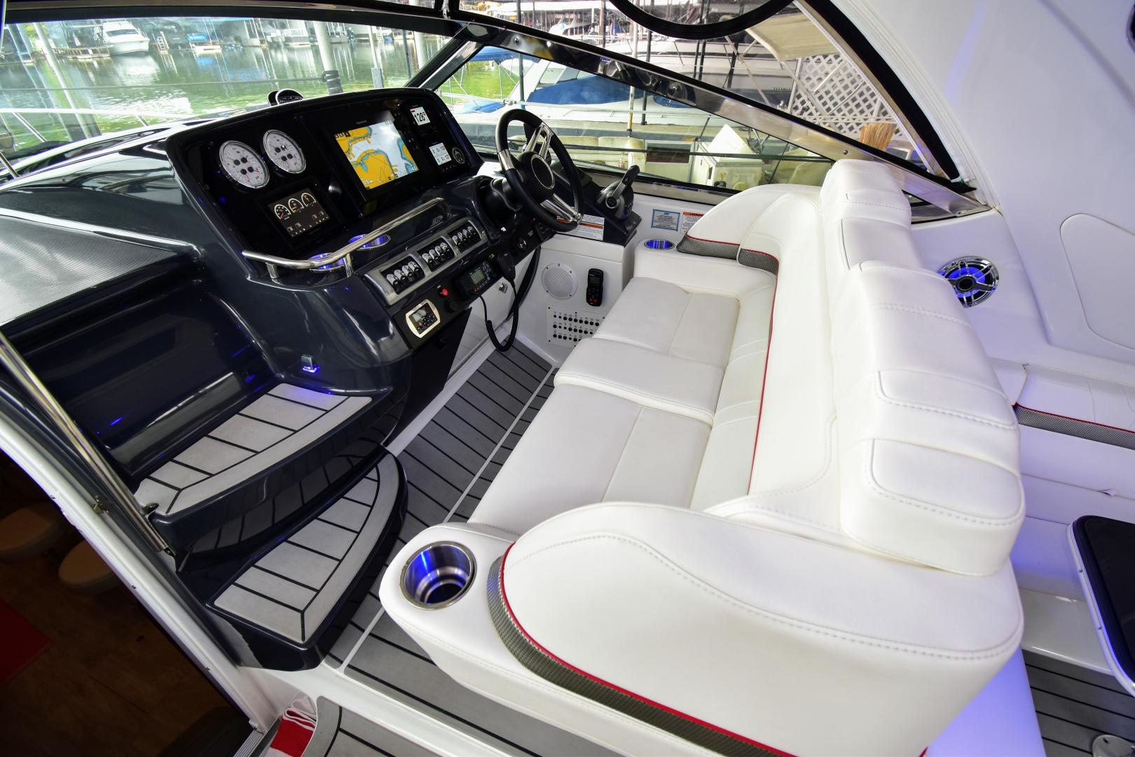 Slide: The Image of 2021 Formula 40 PC Nauti Dog II - 3472378