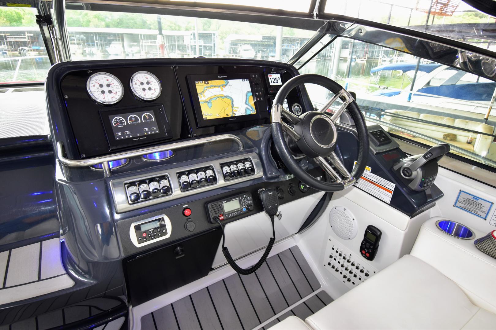Slide: The Image of 2021 Formula 40 PC Nauti Dog II - 3472379