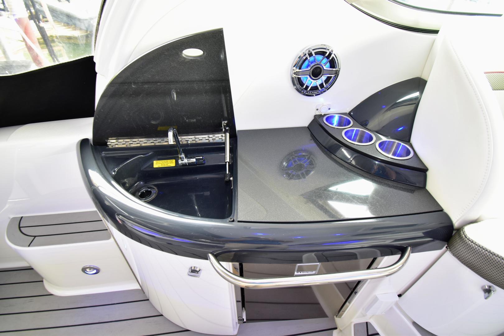 Slide: The Image of 2021 Formula 40 PC Nauti Dog II - 3472384