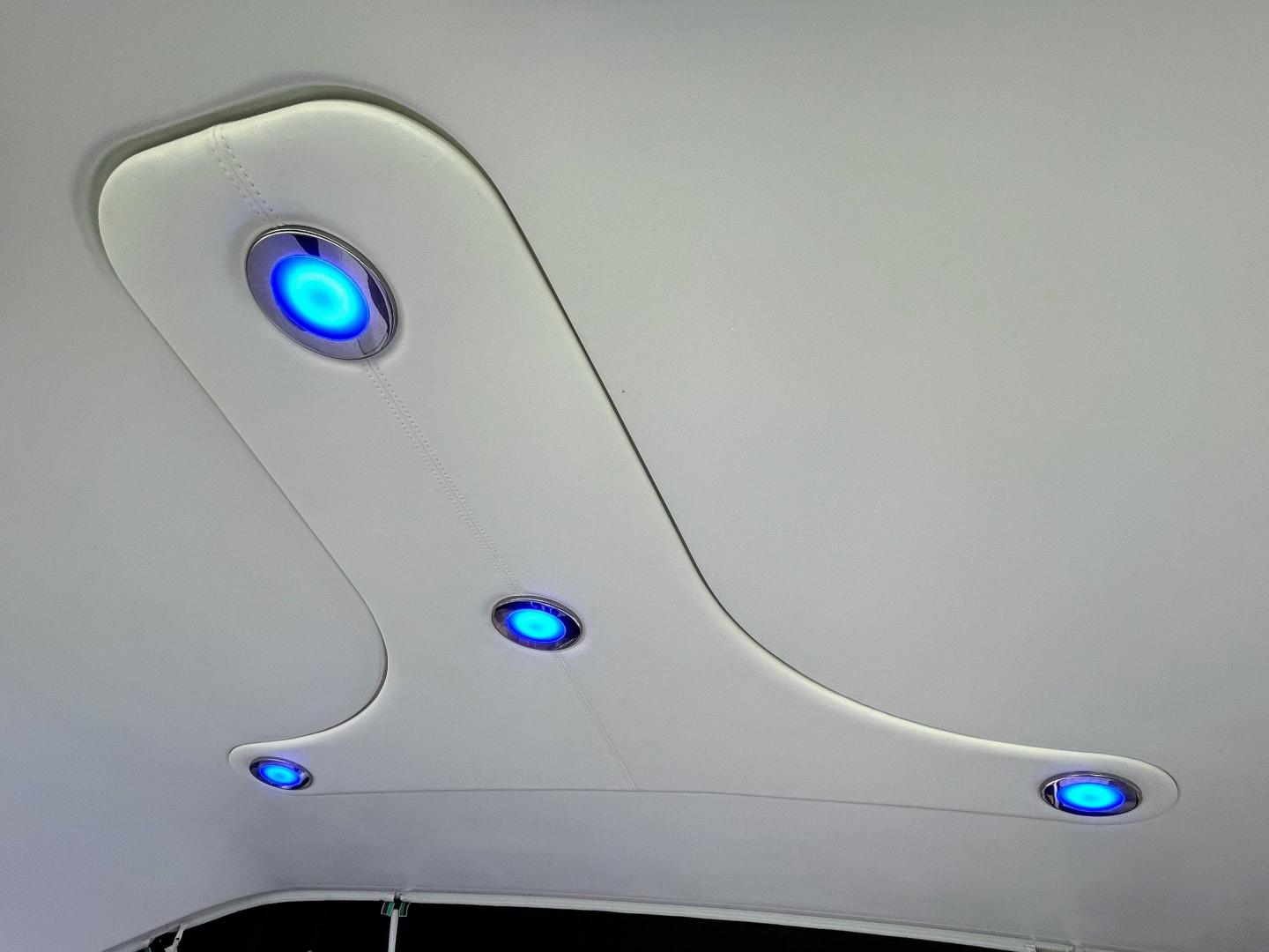 Slide: The Image of 2021 Formula 40 PC Nauti Dog II - 3472405