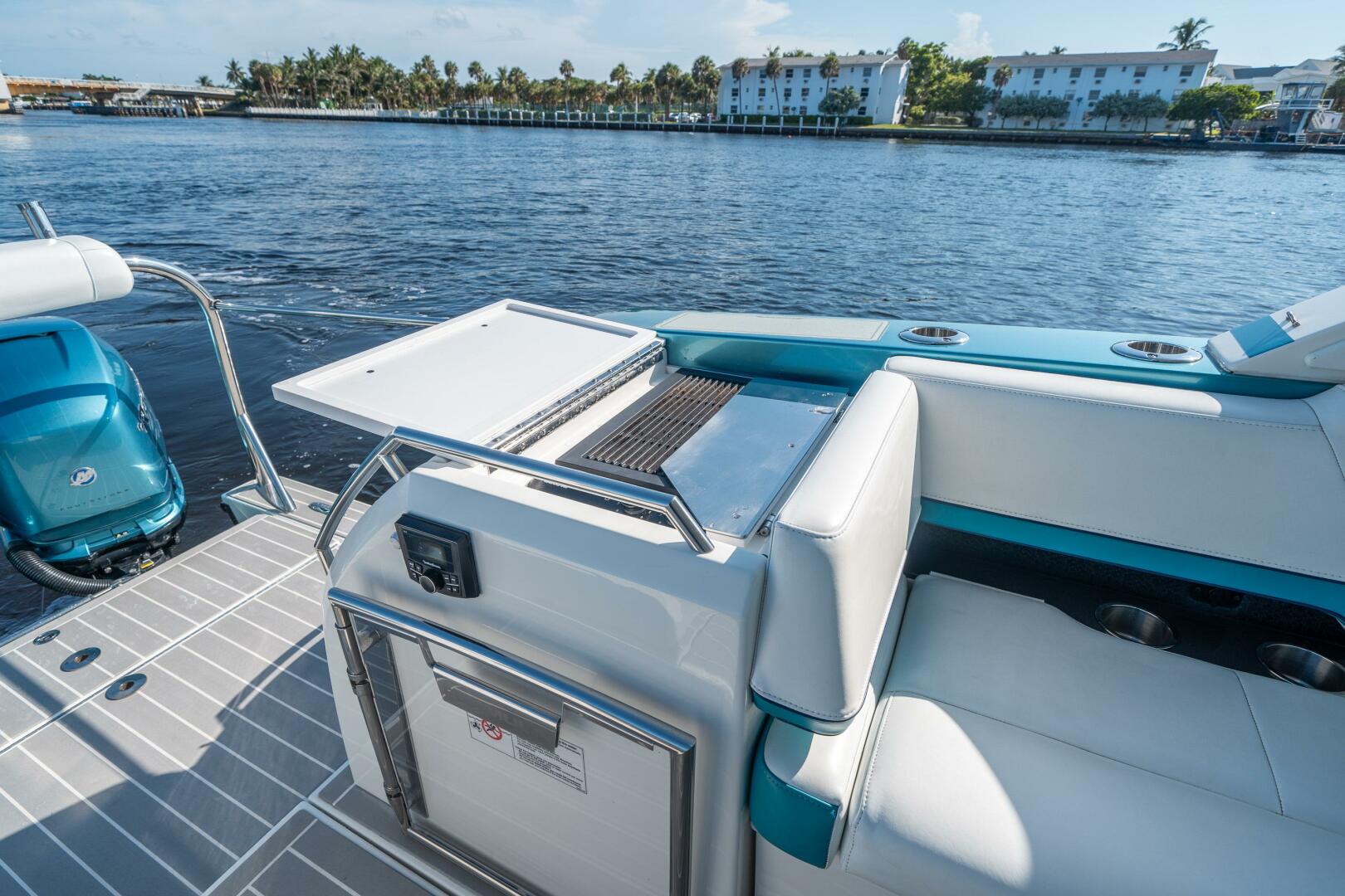 Slide: The Image of Formula 430 All Sport Crossover 2021 - 4615009