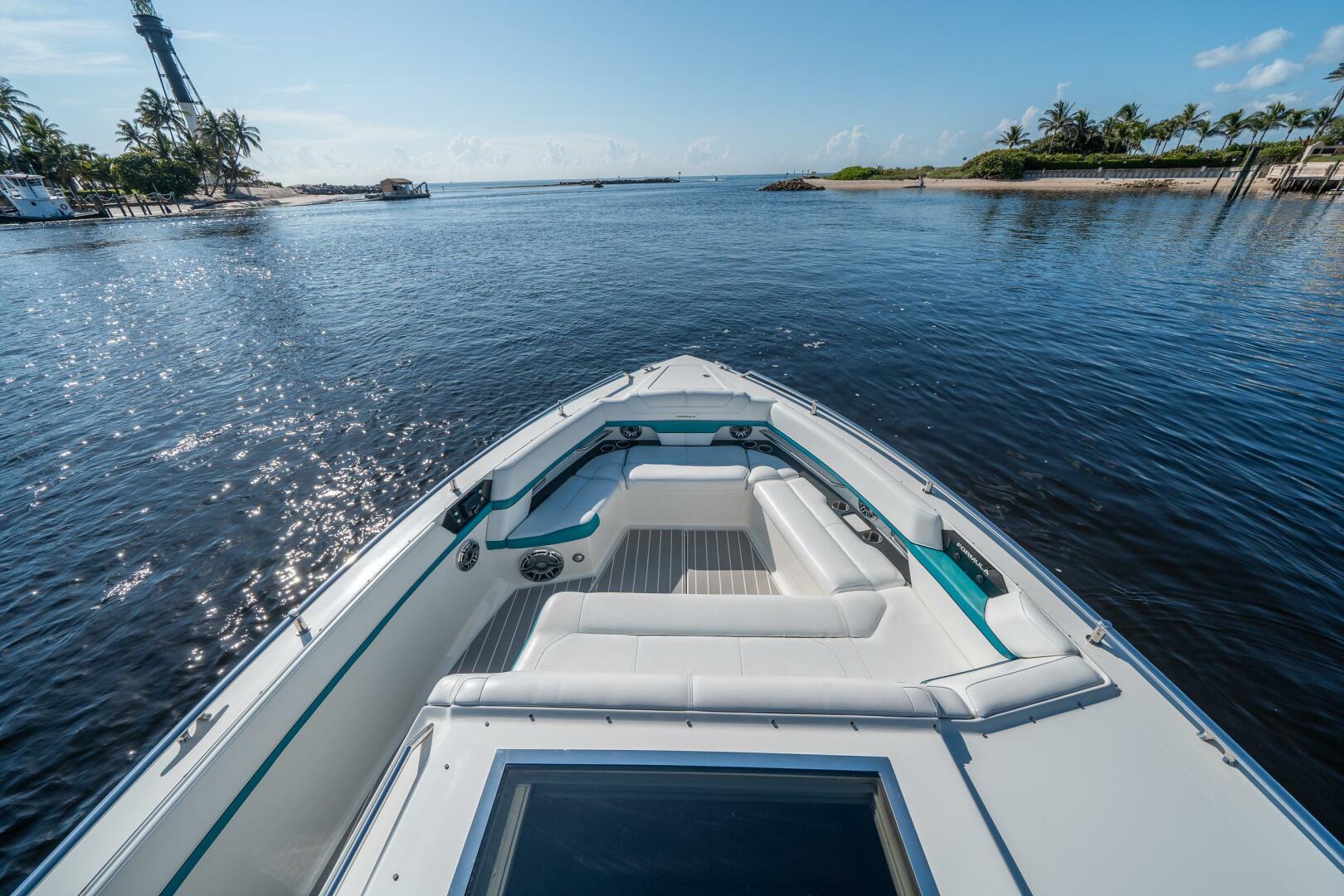 Slide: The Image of Formula 430 All Sport Crossover 2021 - 4615069