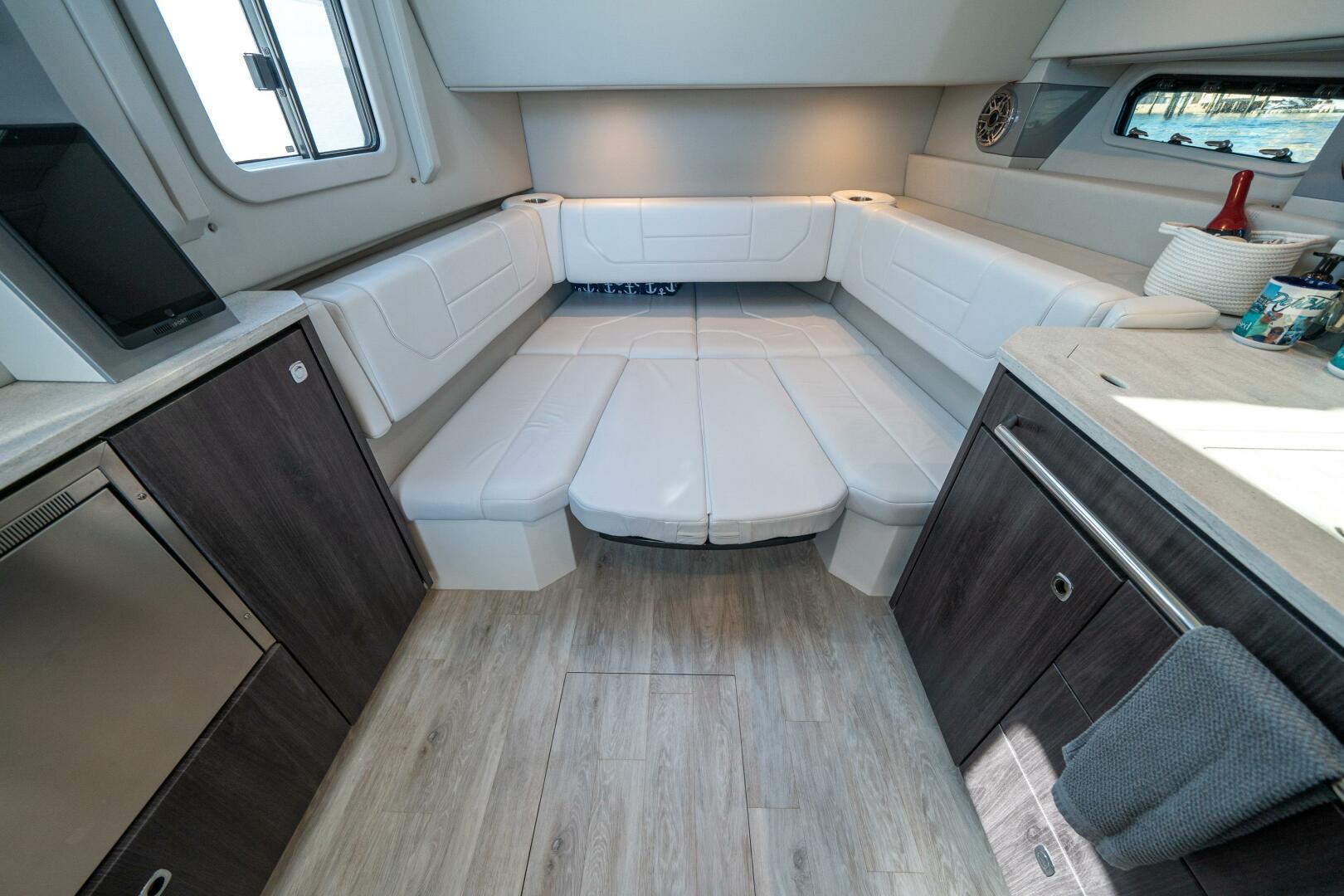 Slide: The Image of Formula 430 All Sport Crossover 2021 - 4615094