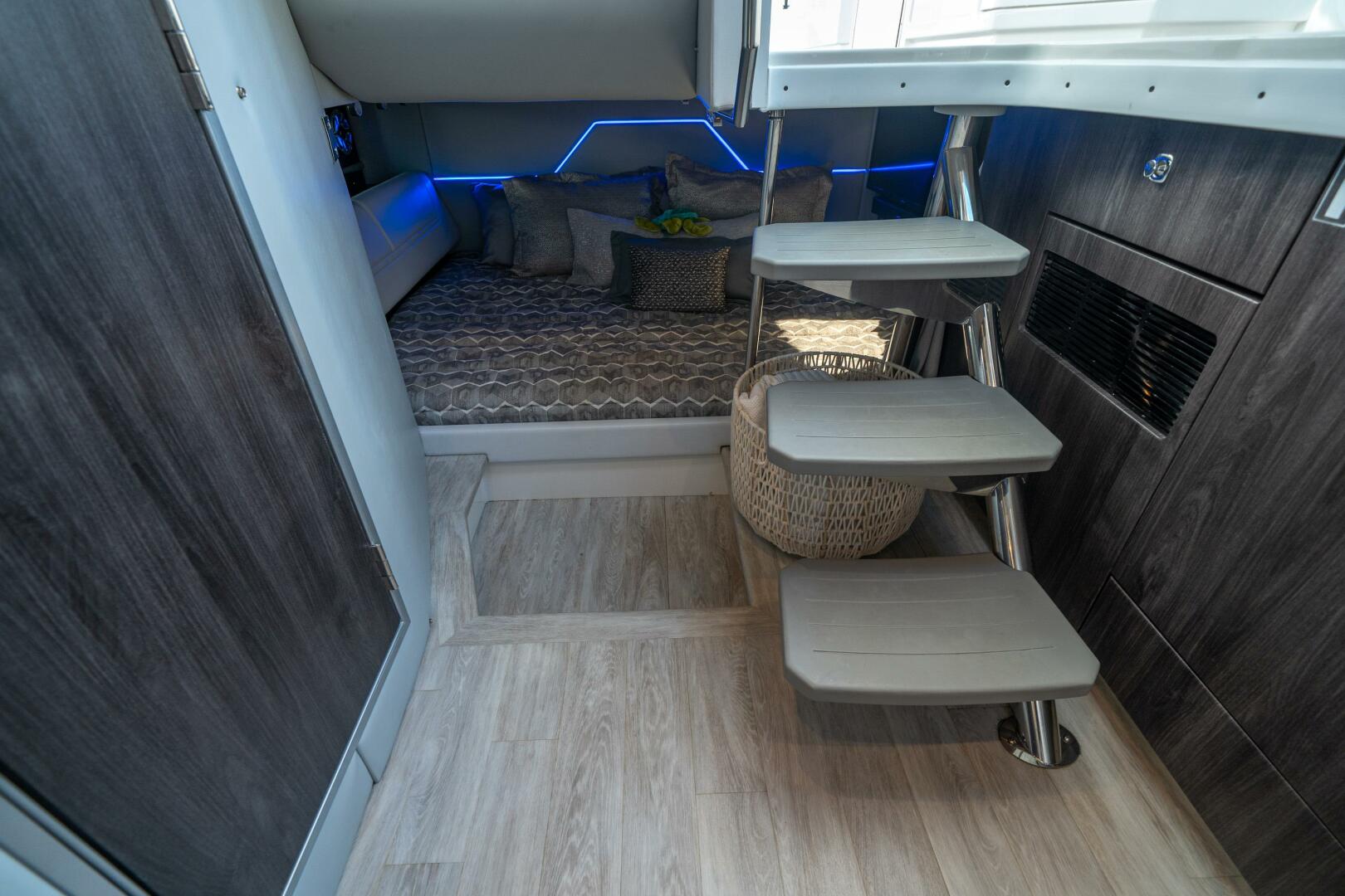 Slide: The Image of Formula 430 All Sport Crossover 2021 - 4615109