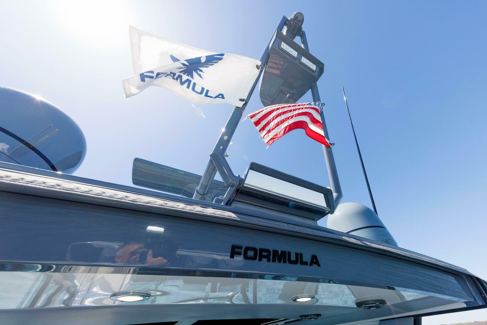 Slide: The Image of Formula 430 Super Sport Crossover 2024 - 5278830