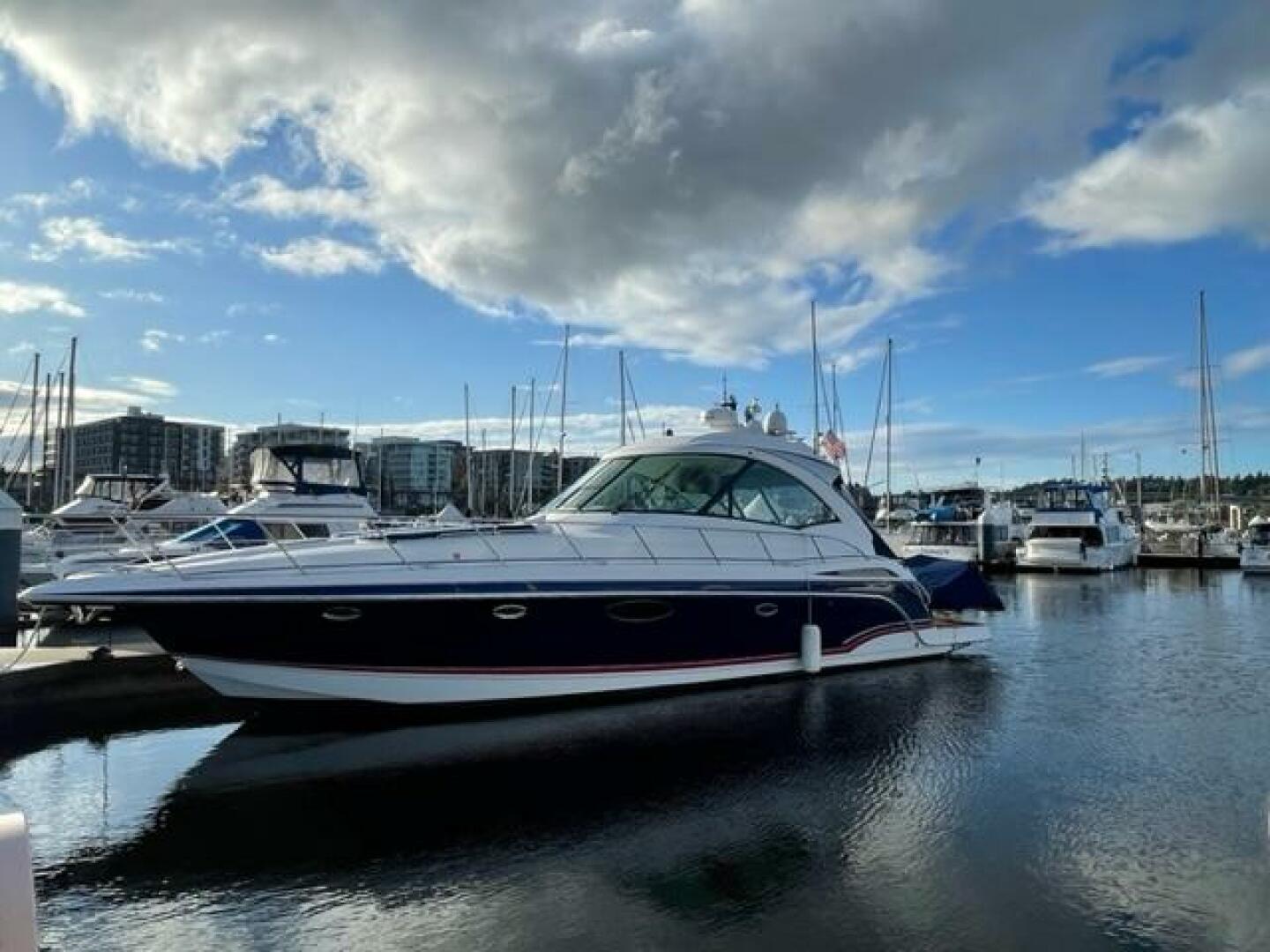 Slide: The Image of 2010 Formula 45 Express 'Bella Blue' - 4805522