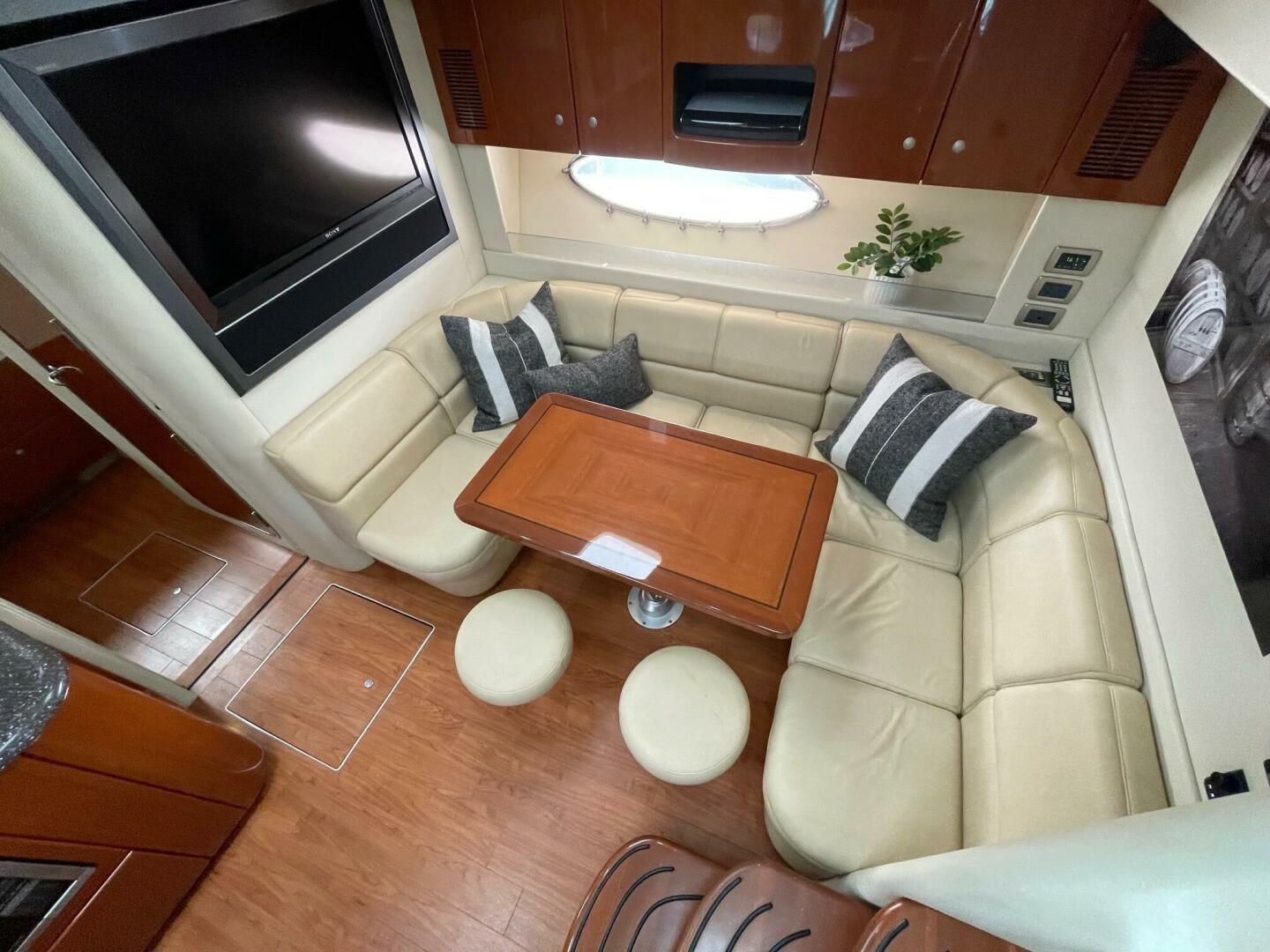 Slide: The Image of Formula 45 Yacht BenThere- Salon and Galley 2008 Formula 45 Yacht BenThere - 5512449