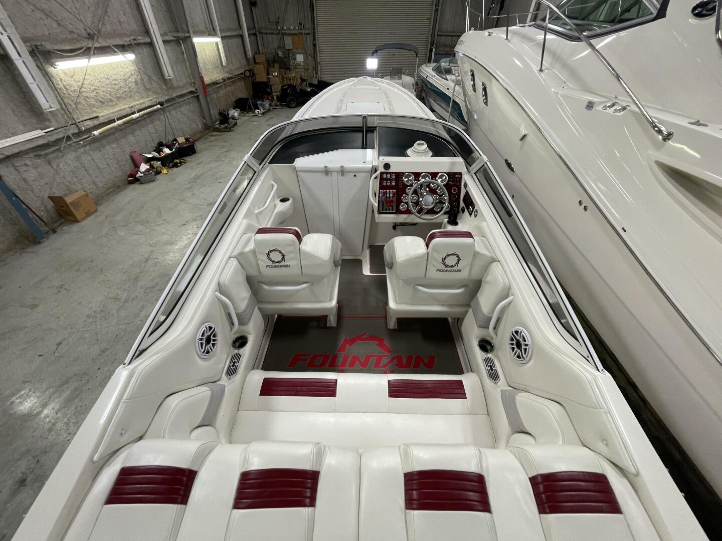 Slide: The Image of Fountain 38 Lightning 2000 - 4491522