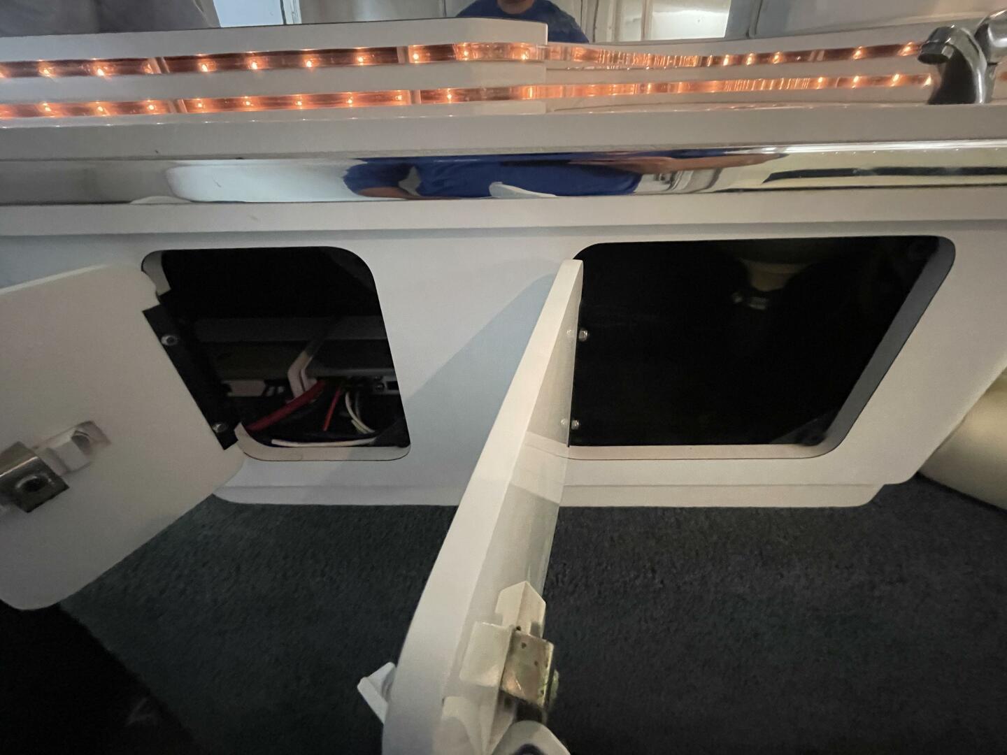 Slide: The Image of Fountain 38 Lightning 2000 - 4491559