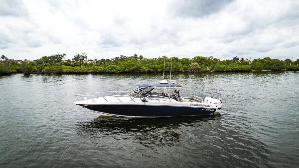 Slide: The Image of 2008 Fountain - Exterior profile on the water - 14