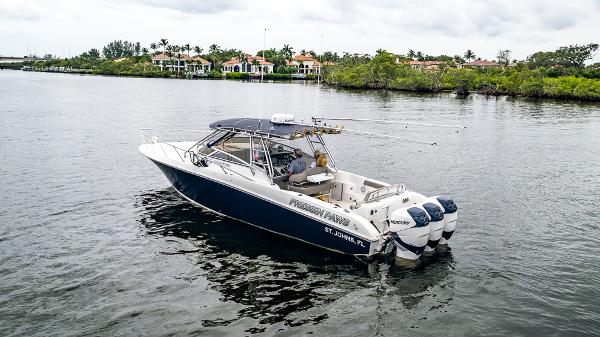 Slide: The Image of 2008 Fountain - Exterior profile on the water - 16