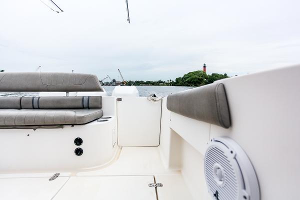 Slide: The Image of 2008 Fountain - Aft - 35