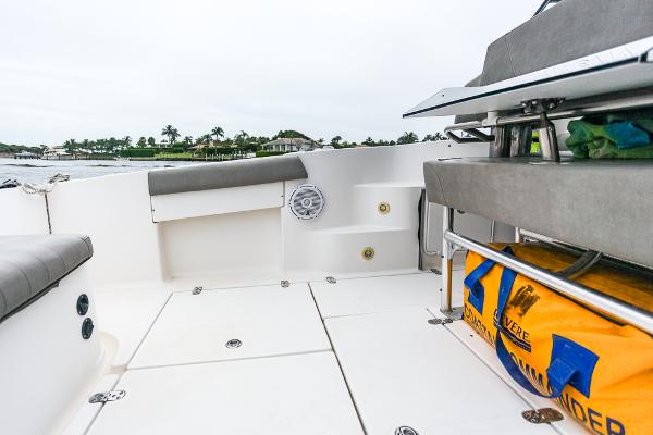 Slide: The Image of 2008 Fountain - Aft - 37