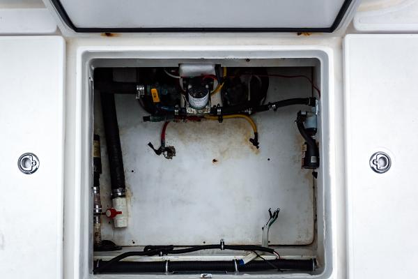 Slide: The Image of 2008 Fountain - Batteries - 60