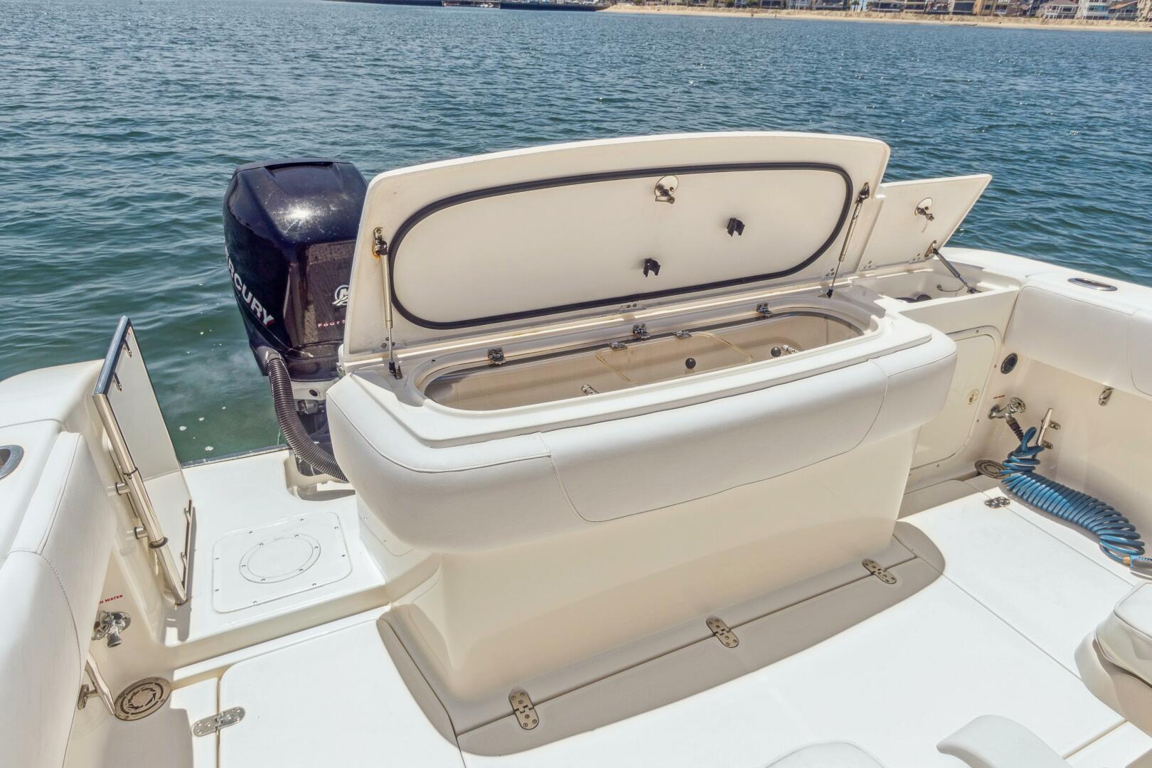 Slide: The Image of Fountain 38 Sport Cruiser 2008 - 5372082