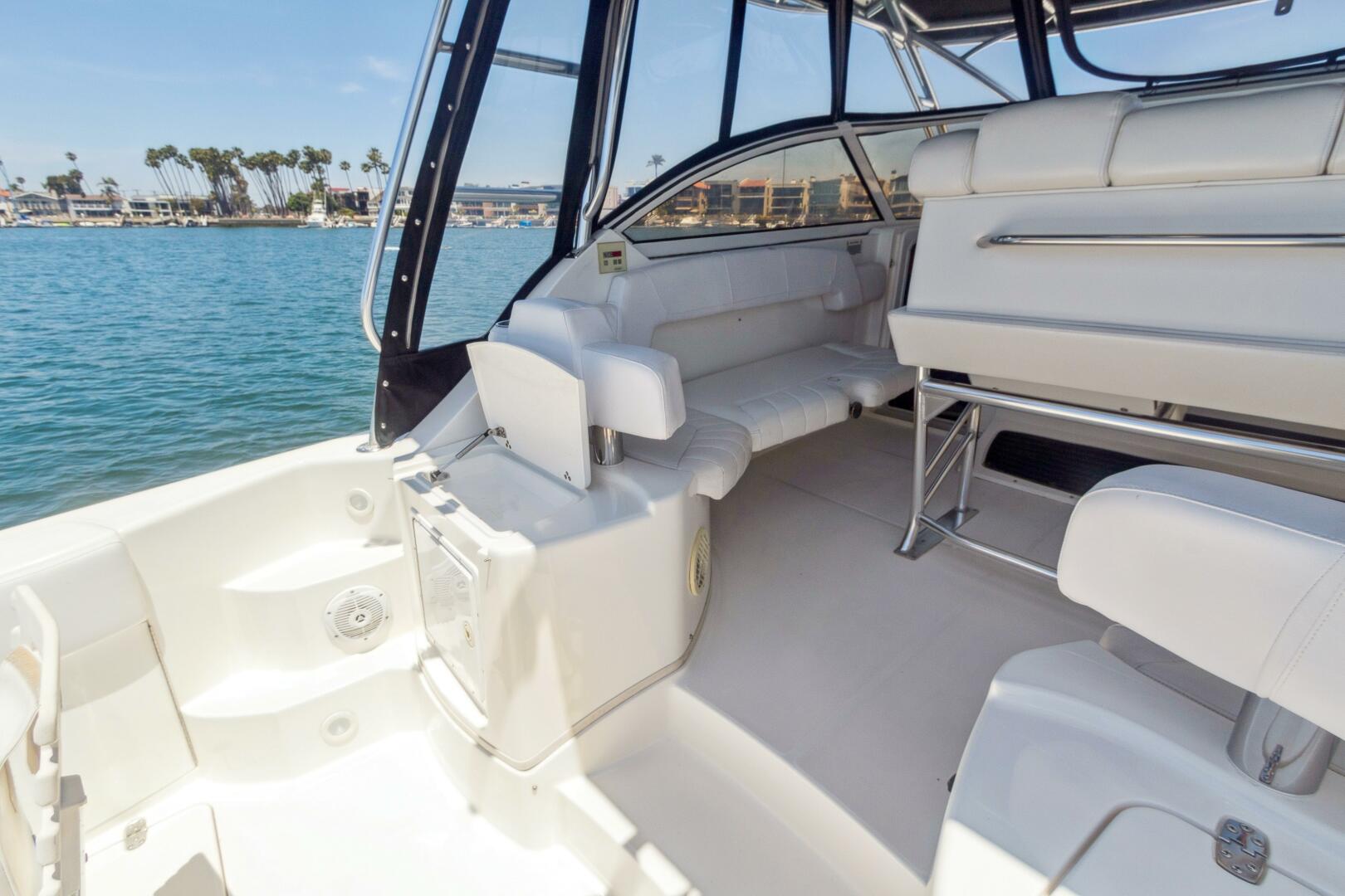 Slide: The Image of Fountain 38 Sport Cruiser 2008 - 5372085