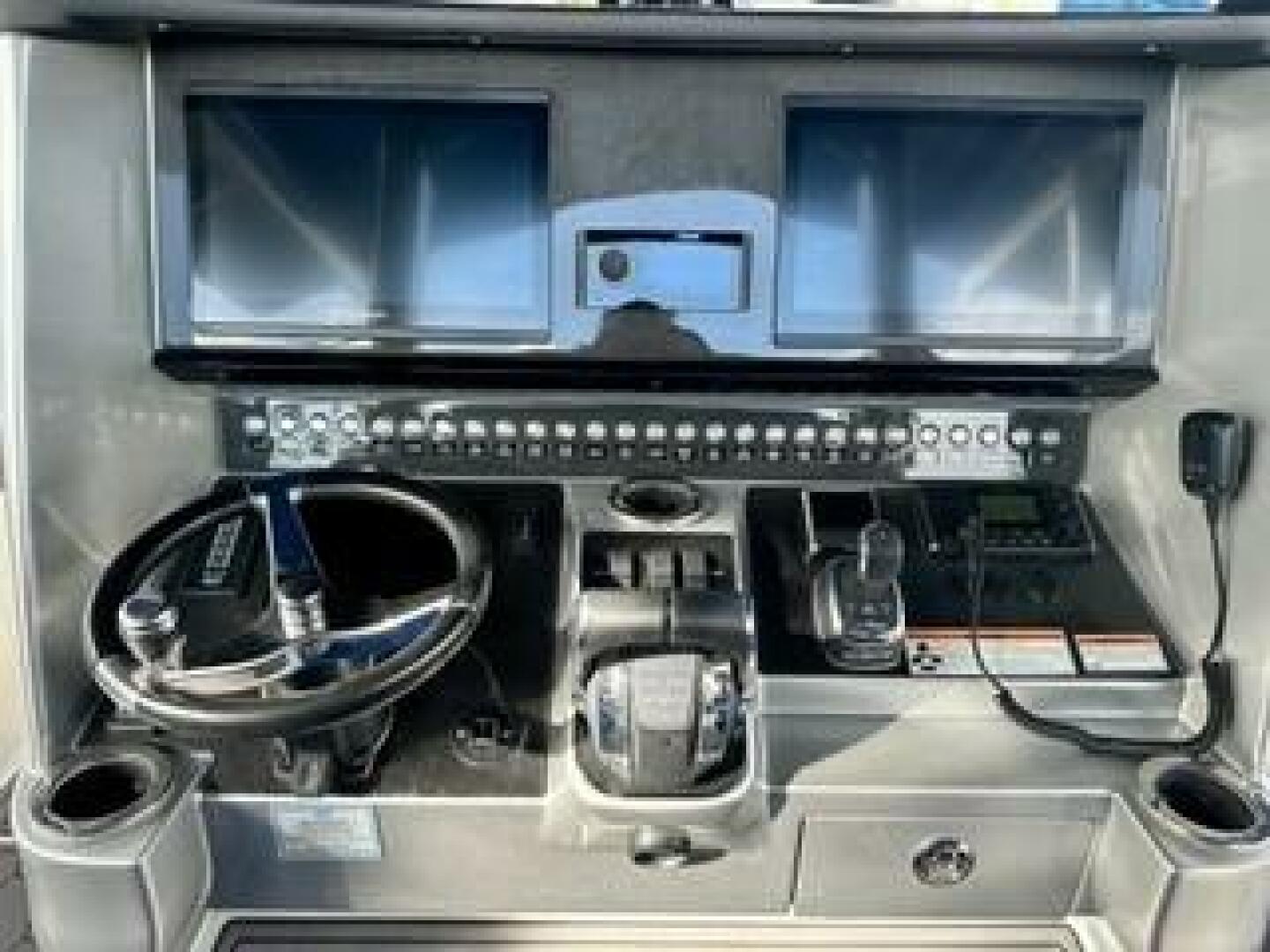 Slide: The Image of 2022 Fountain 39 NX- Cockpit - 5028172