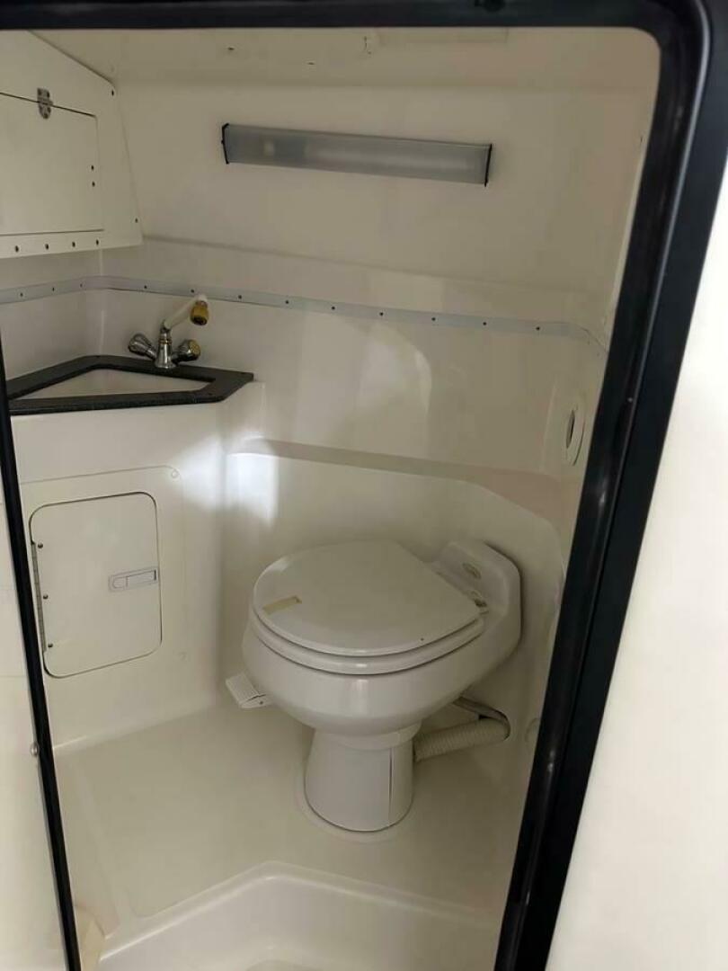 Slide: The Image of Fountain 47 Lightning 2006 - 5196960